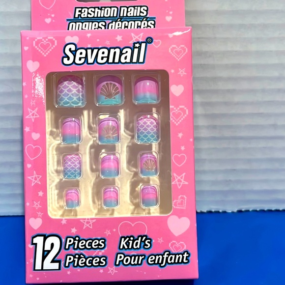 Other - Kids Fashion Nails